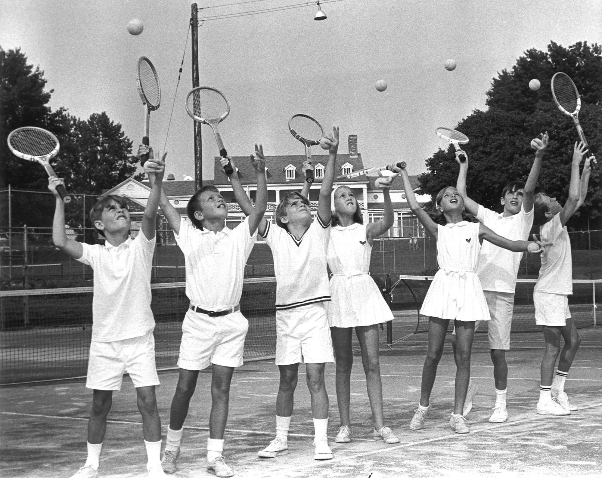 tennis group old